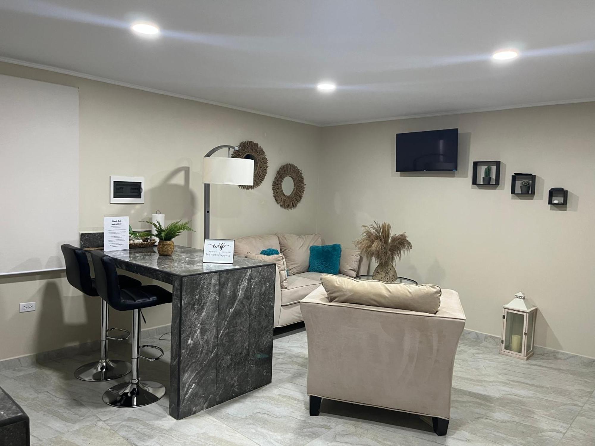 Cozy 1-Bedroom Apartment Minutes Away Drive To Mangel Halto Beach Savaneta Exterior foto